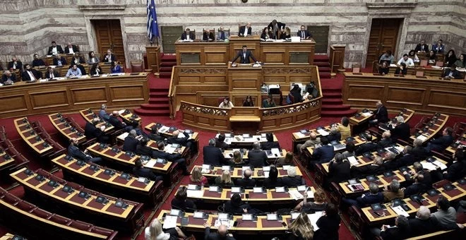 Η κυβέρνηση μεγαλώνει τη λίστα ειδικών μισθολογίων που θα λάβει αναδρομικά